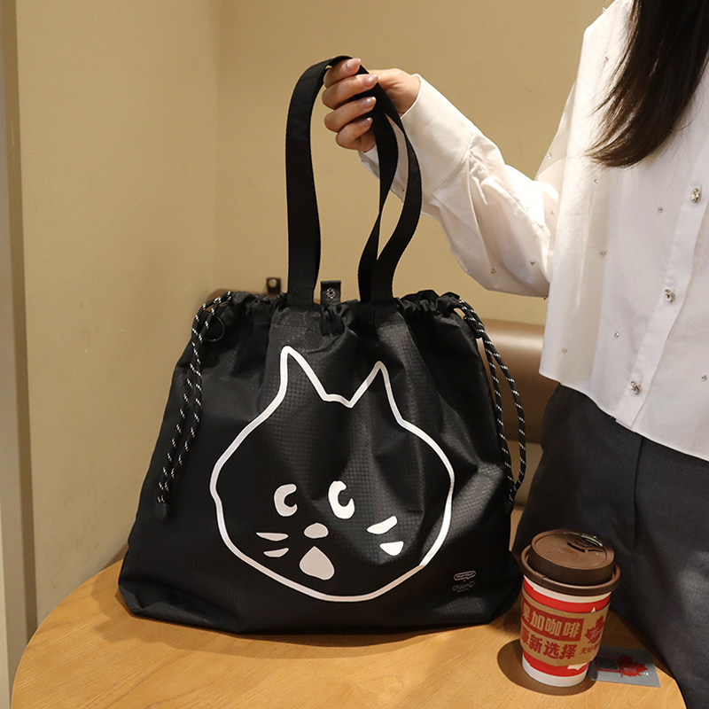 新款日系惊讶猫卡通大容量束口包斜挎多功能包通用款女包水桶包,箱包皮具/热销女包/男包,通用款女包,淘宝优惠券,粉丝福利购,淘宝优惠卷