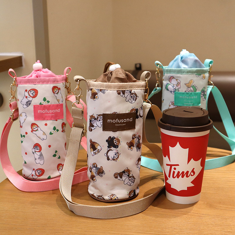 新款日系可爱卡通猫咪水杯套少女心萌趣鲨鱼猫斜挎圆形抽绳水壶包,餐饮具,杯套,淘宝优惠券,粉丝福利购,淘宝优惠卷