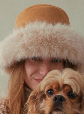 CHUNISLET纯屿 毛毛拼接气质风渔夫帽秋冬简约氛围感盆帽