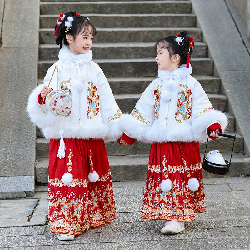 儿童汉服冬季女童拜年服