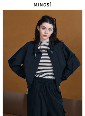【明星同款】Mingsi女装春季黑白条纹单排扣针织衫MB1011514