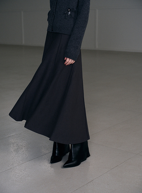 【商场同款】JEEN秋冬炭灰色百褶鱼尾休闲中长款半身裙JB1042410