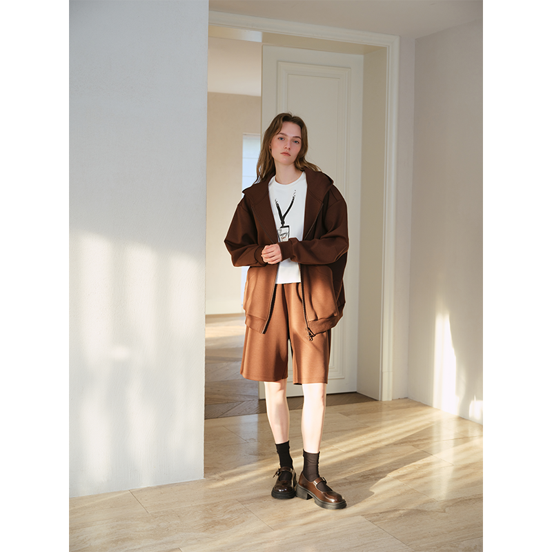 【商场同款】JEEN26春棕色空气棉休闲中裤阔腿运动风抽绳5分短裤,女装/女士精品,短裤,淘宝优惠券,粉丝福利购,淘宝优惠卷