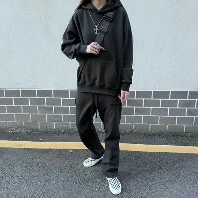 自主黑色ESS复线植绒卫裤