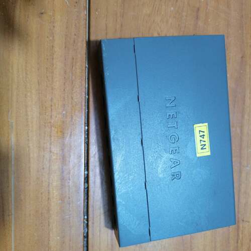 可维修正品NETGEAR网件GS308交换机铁壳，八口千兆交换议价