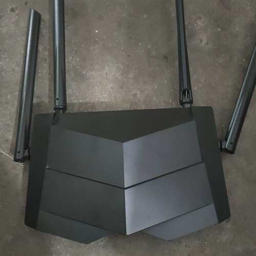 可维修腾达路SG124D由器AC10v4、a3，ac1200千议价