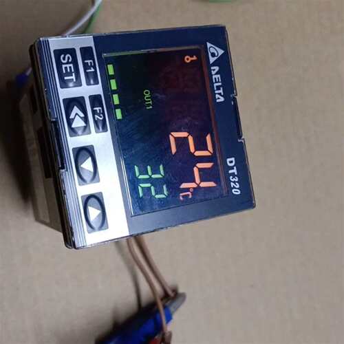 可维修温控器DT320RA-R200 功能完好 输入AC10议价