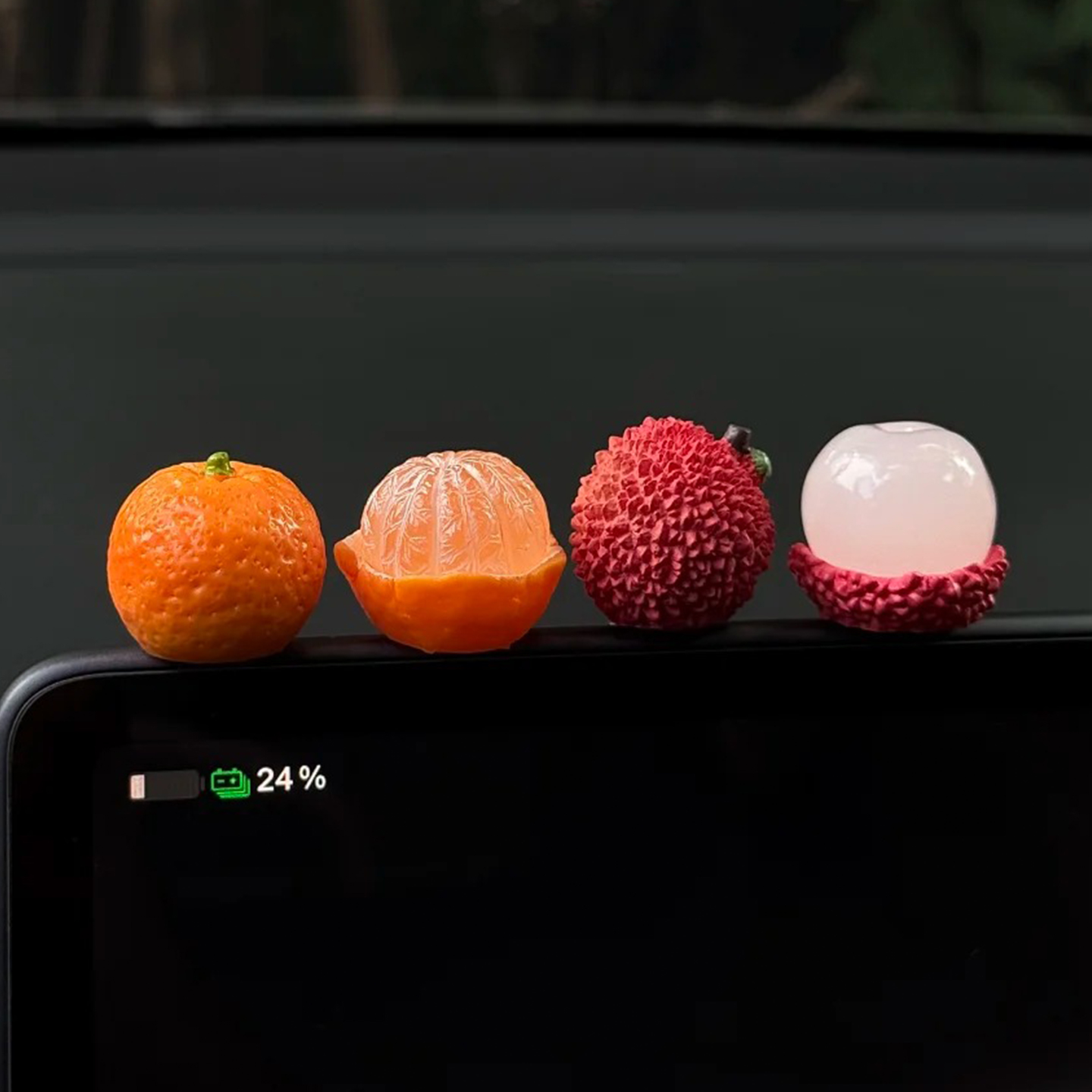 中控台个性创意卡通车载摆件橘子大橘大荔汽车苹安车载装饰贴新年