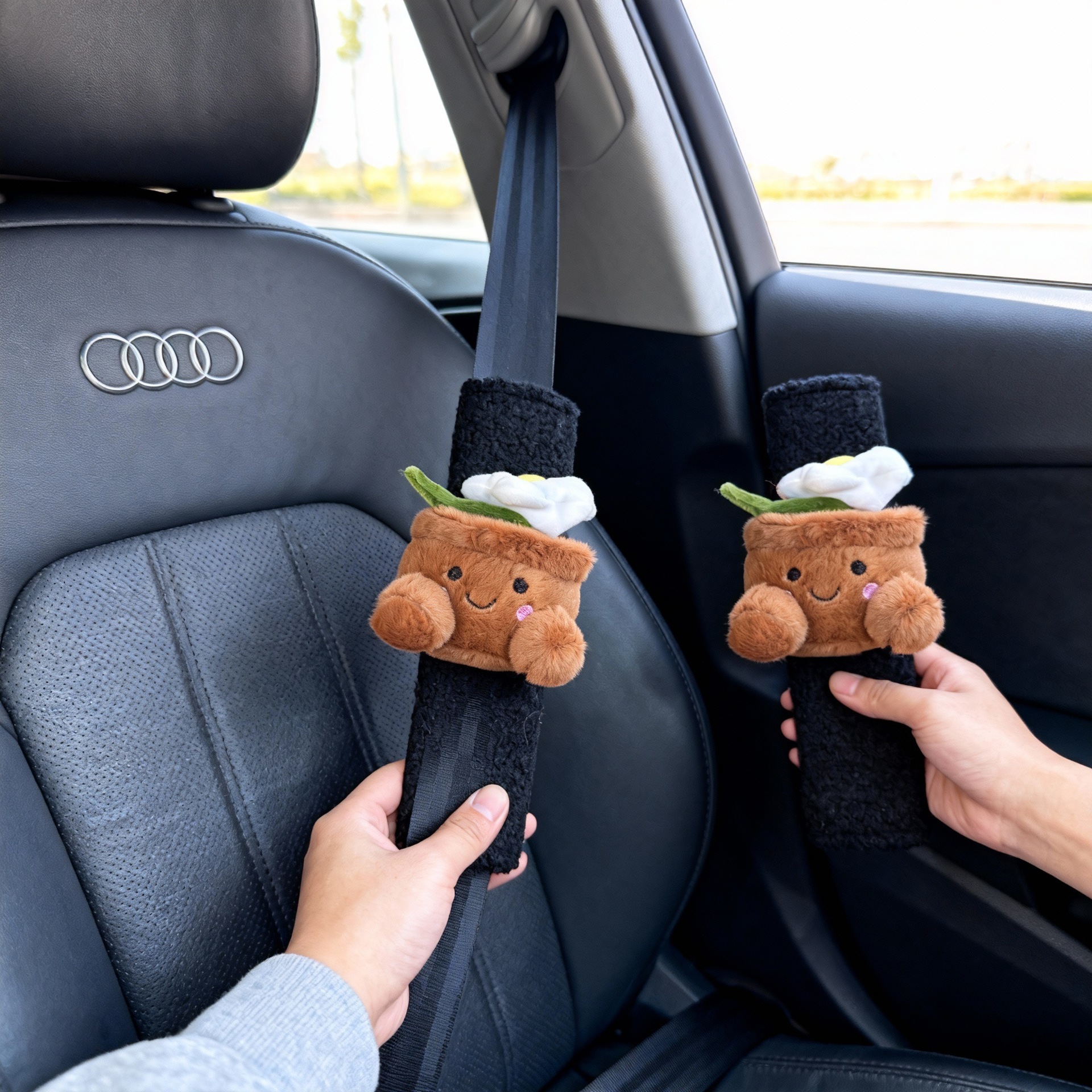 新创安全带毛绒套花朵盆栽玩具公仔车载装饰娃娃玩偶护肩现货批发