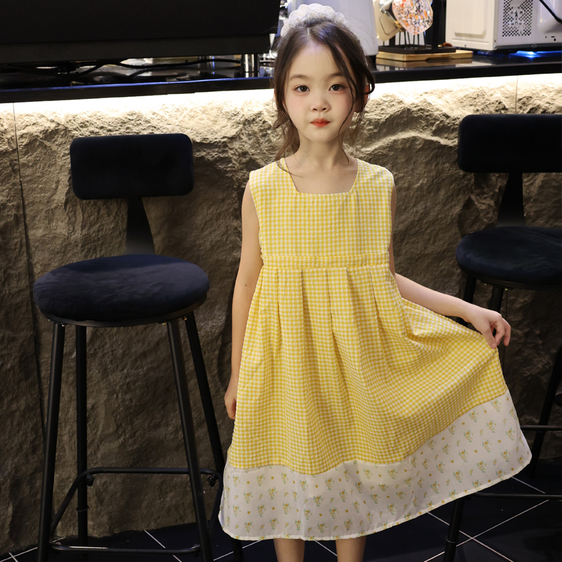女童森系连衣裙2025春夏新款小女孩甜美黄白格子拼接碎花背心裙子