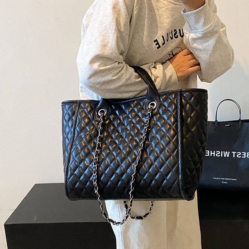 菱格链条大包包女2025秋