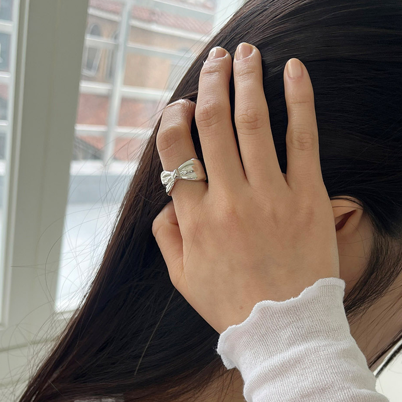 YAXN小众设计感蝴蝶结女戒指复古个性简约通勤百搭气质银色指环