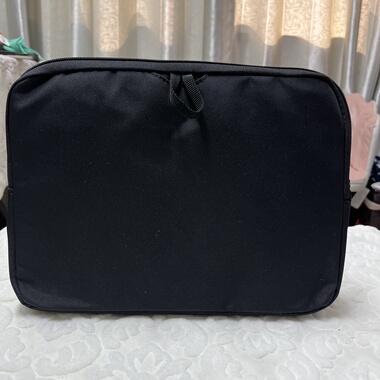 黑色12寸笔记本电脑包特价工厂特价出k品质狠货保护套耐用简洁