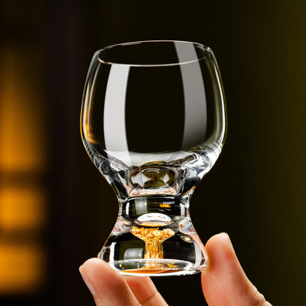 创意水晶二两白酒杯轻奢高档家用酒具套装洋酒啤酒小酒杯中式酒盅