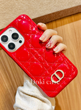 菱格亮面漆皮新年红色适用苹果16promax手机壳iPhone15pro高级感闪钻14轻奢13promax蛇年新款12防摔保护壳