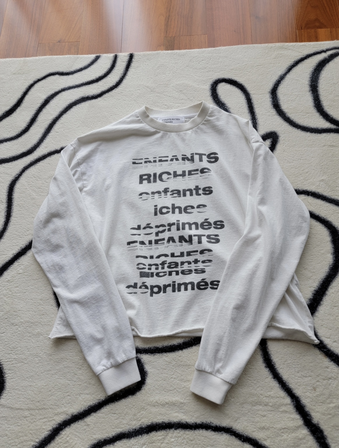 thumbnail for {Long-termism} Erd melancholy rich second generation barrage slogan curled small neckline classic long-sleeved cleanfit