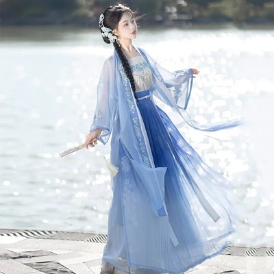 原创宋制汉服女2025新款刺绣对襟长衫褙子吊带齐腰褶裙套装春秋季