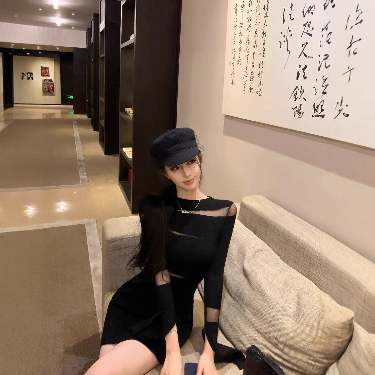 JAYKY TANG娇柔身段长袖不规则蕾丝拼接裙修身百搭针织连衣裙