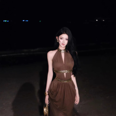 JAYKY YANG暮色浮光橄榄绿V领镂空挂脖长裙女重工珠片连衣裙