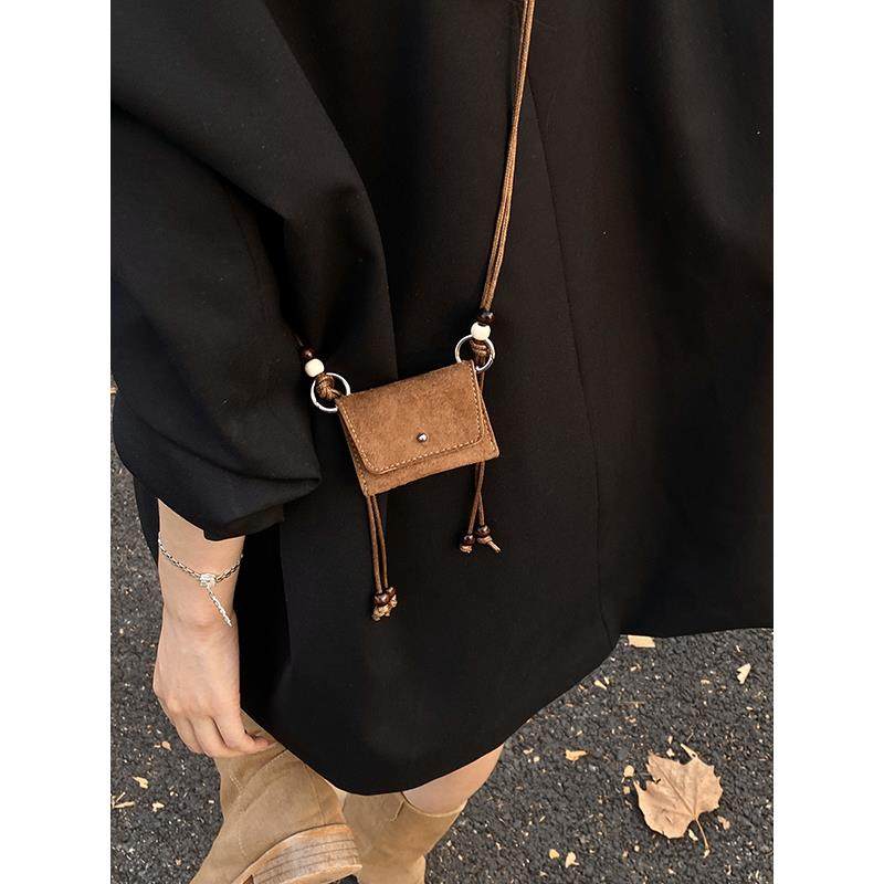 质感复古磨砂小包包女秋冬时尚洋气装饰包挂脖子包迷你斜挎包