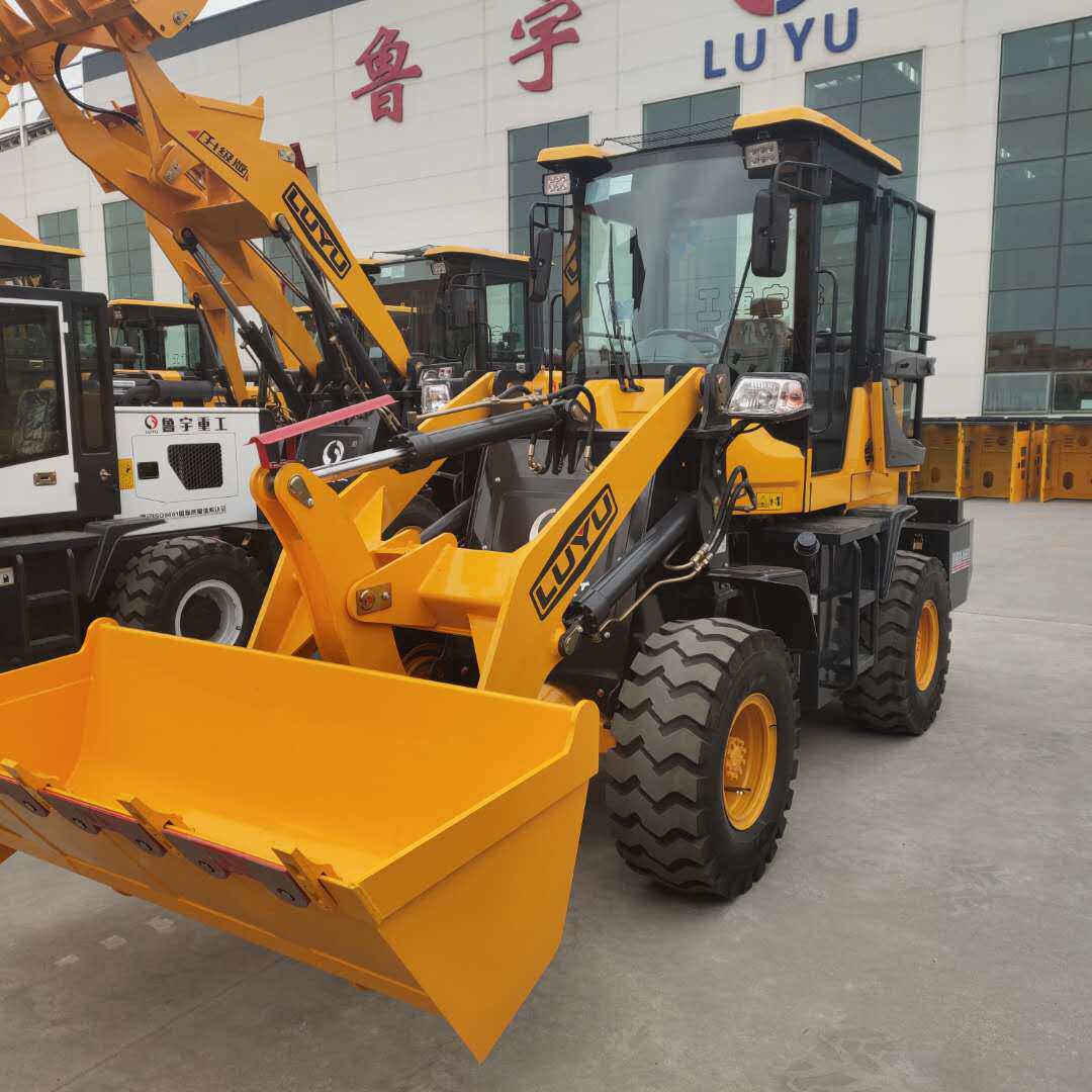 小型液压柴油四驱小铲车 鲁宇鲁工多用途装载机 建筑工程用推土机