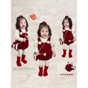 女宝宝冬款过年包屁衣套装婴儿洋气加厚打底衫女童加绒保暖连衣裙