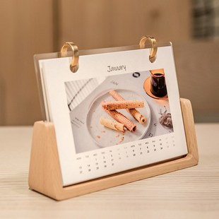 精选2025年台历定制高档实木个性创意桌历企业年历照片日历商务月