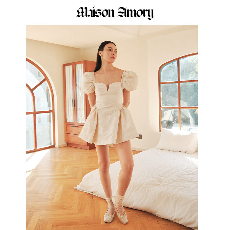 Maison白底法式玫瑰提花连衣裙