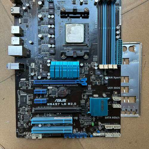 {议价}ASUS/华硕M5A97 LE R2.0豪华大板，正常使用，{可维修}