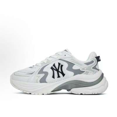 MLB New York Yankees Curve Runner 舒适复古低帮跑步鞋男女同款