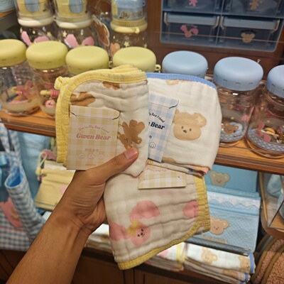 名创优品GWEN BEAR奶酪星友记系列纱布印花方巾童巾两条装MINISO