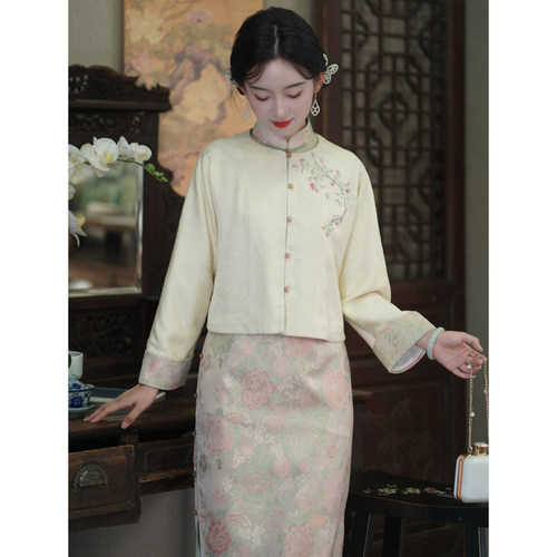 茶花｜2025年新中式外套早秋大码上衣旗袍国风缎面提花短外套女