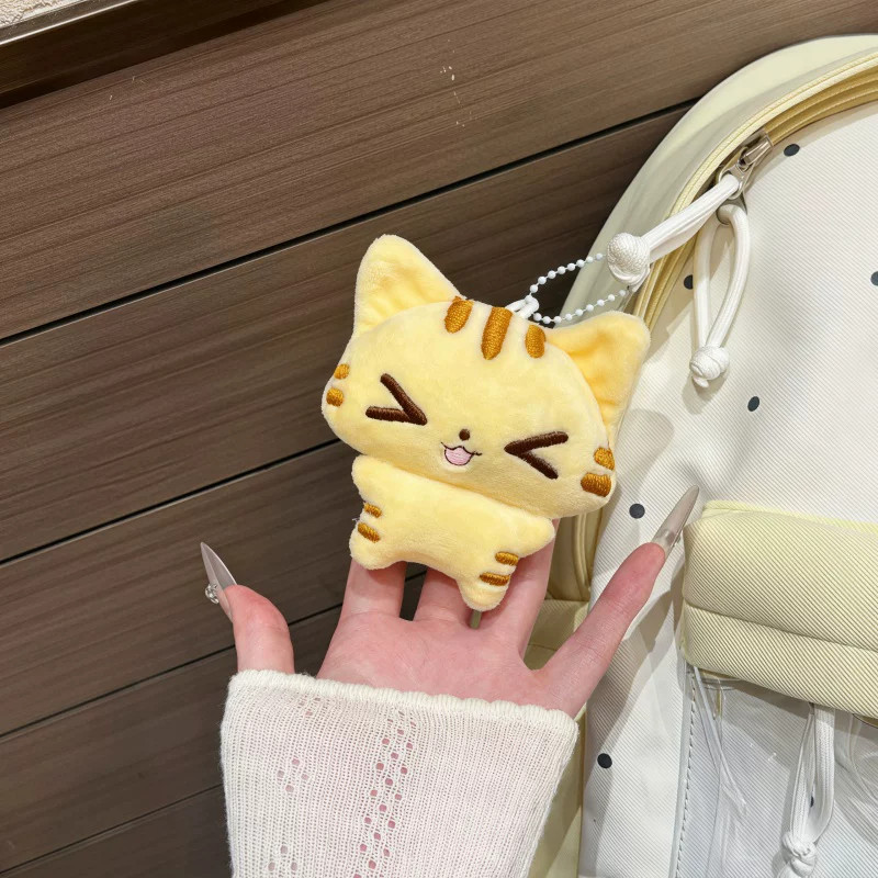 可爱毛绒小猫挂件女生礼物书包图片