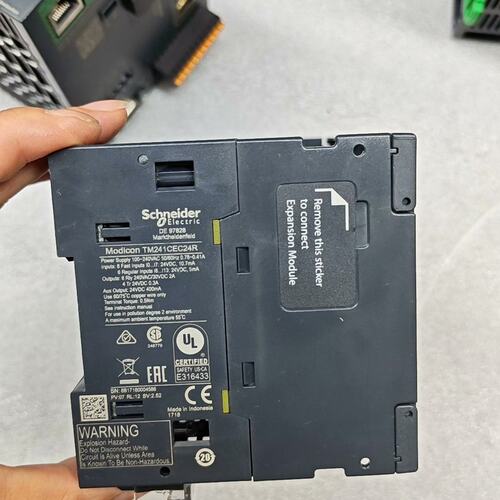 议价施耐德Modicon TM241CEC24R扩展模块可维修
