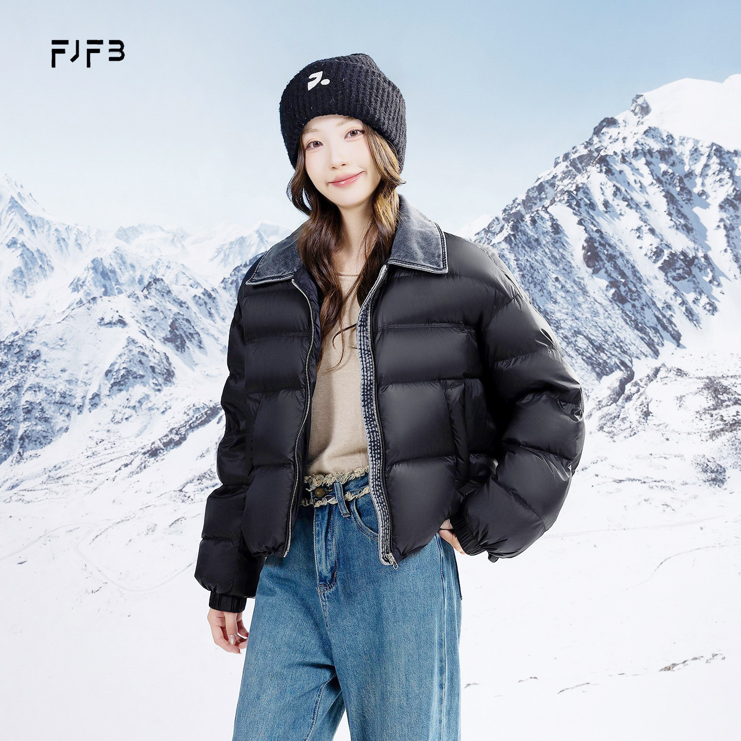 2025新款冬装牛仔拼接加厚短款羽绒服女小个子外套90白鸭绒面包服