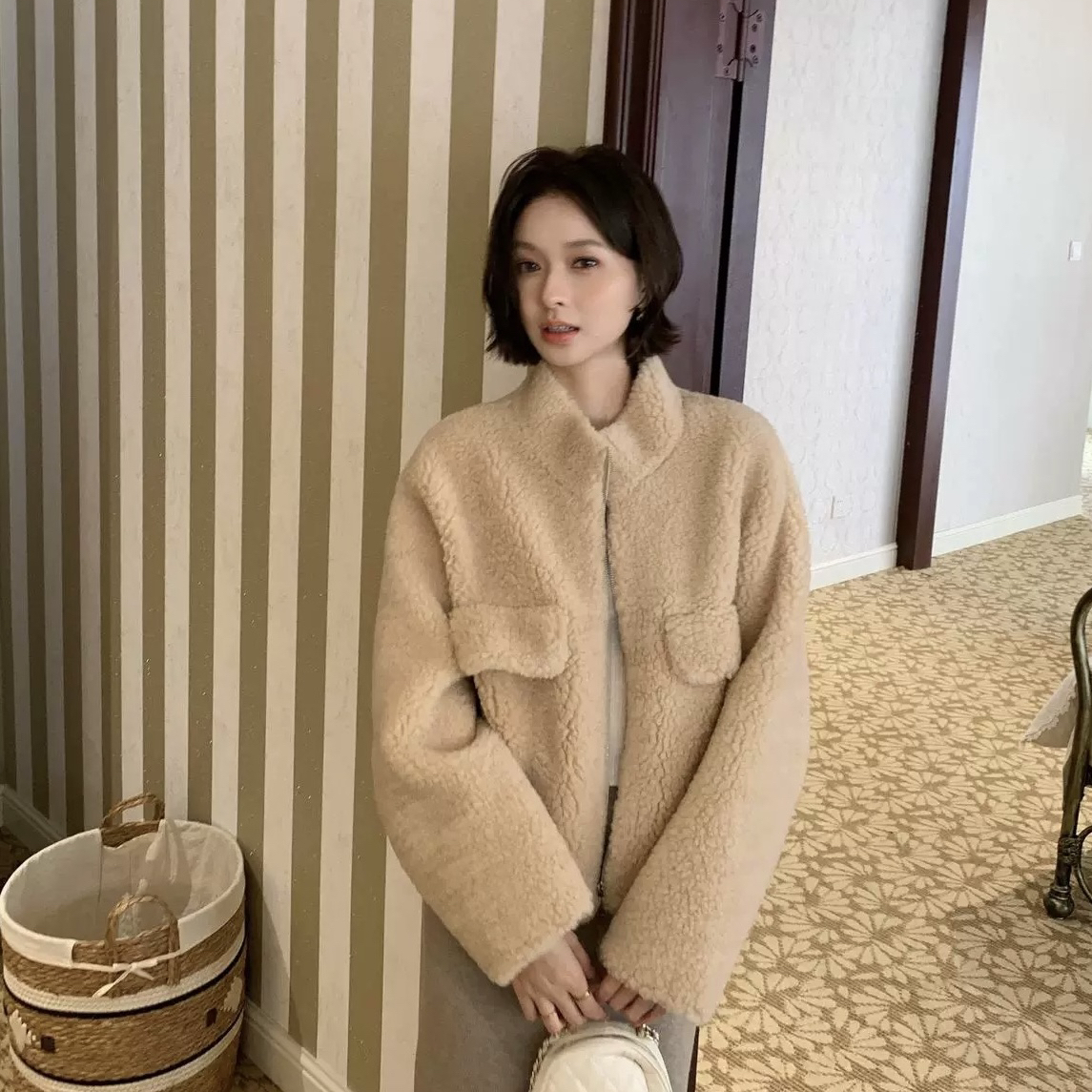 御-口云朵绒澳洲羊毛韩系立领百搭时尚羊毛外套(含100绵羊毛)ZZ08