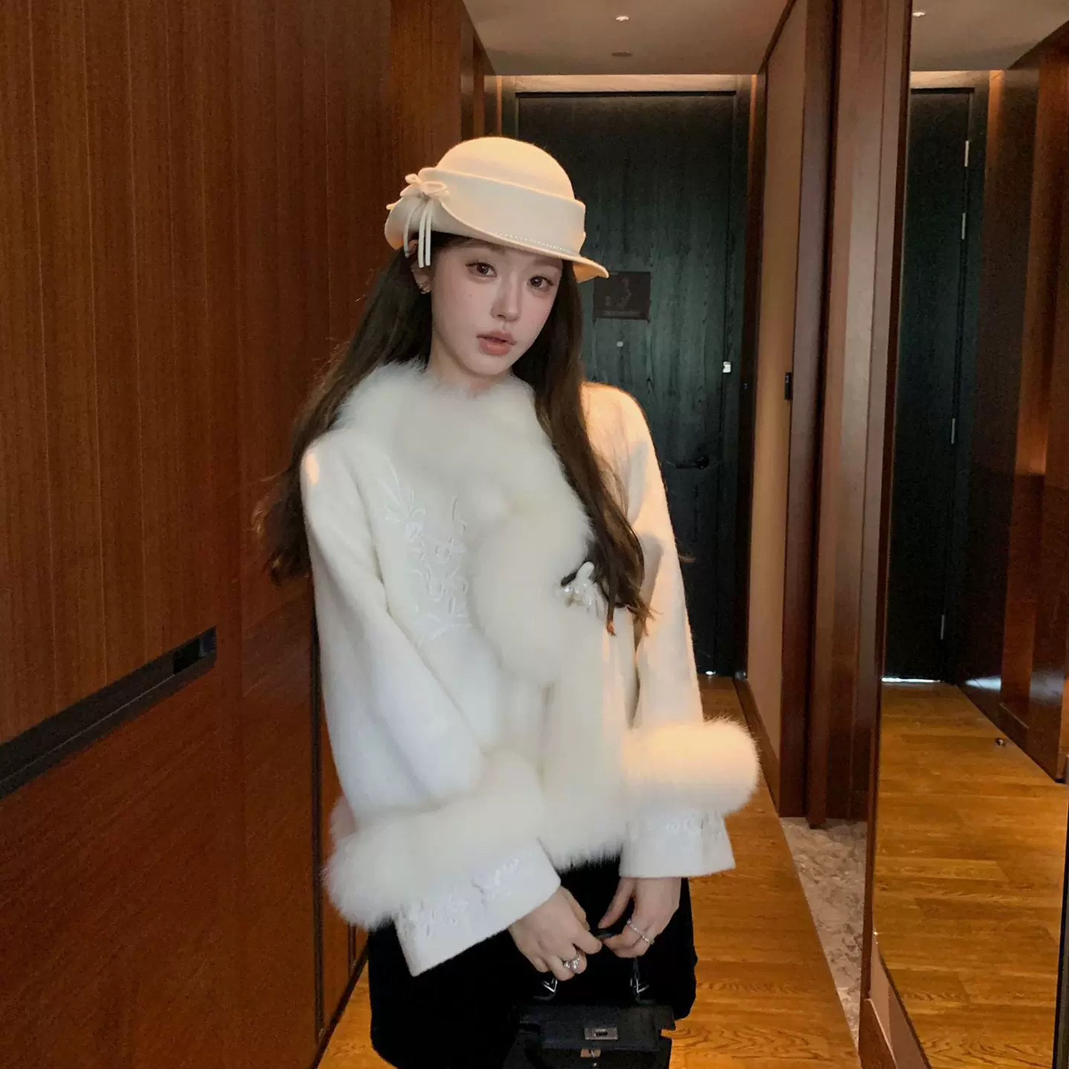 YO云朵冬上新新中式国风双面绣花气质羊毛外套（含100澳毛）5040