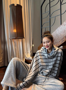 云慵懒糯叽叽拉绒条纹卫衣+休闲裤套装TZ25445