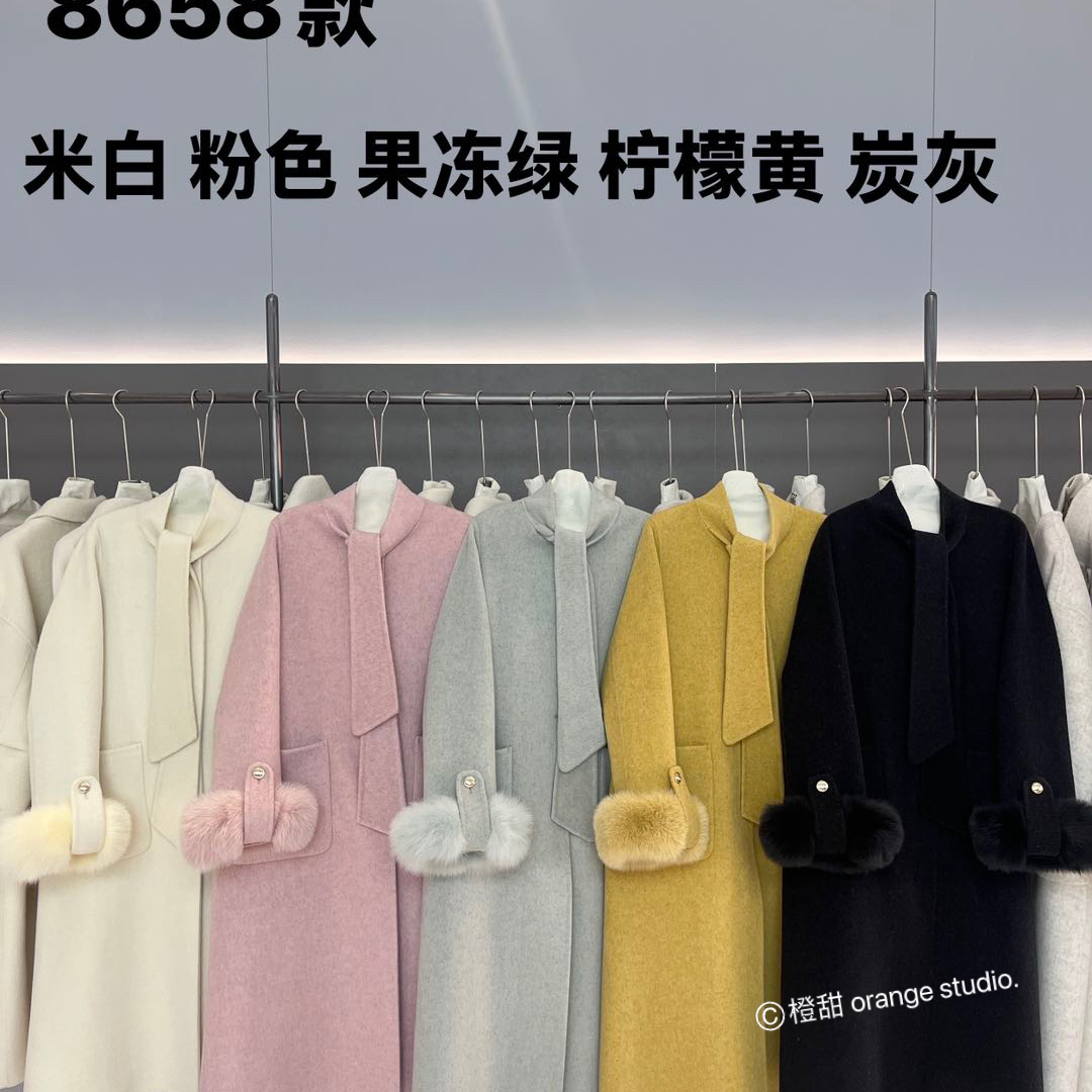 云朵中长款双面羊毛外套(配可拆卸狐狸毛袖口)(含100羊毛)A8658