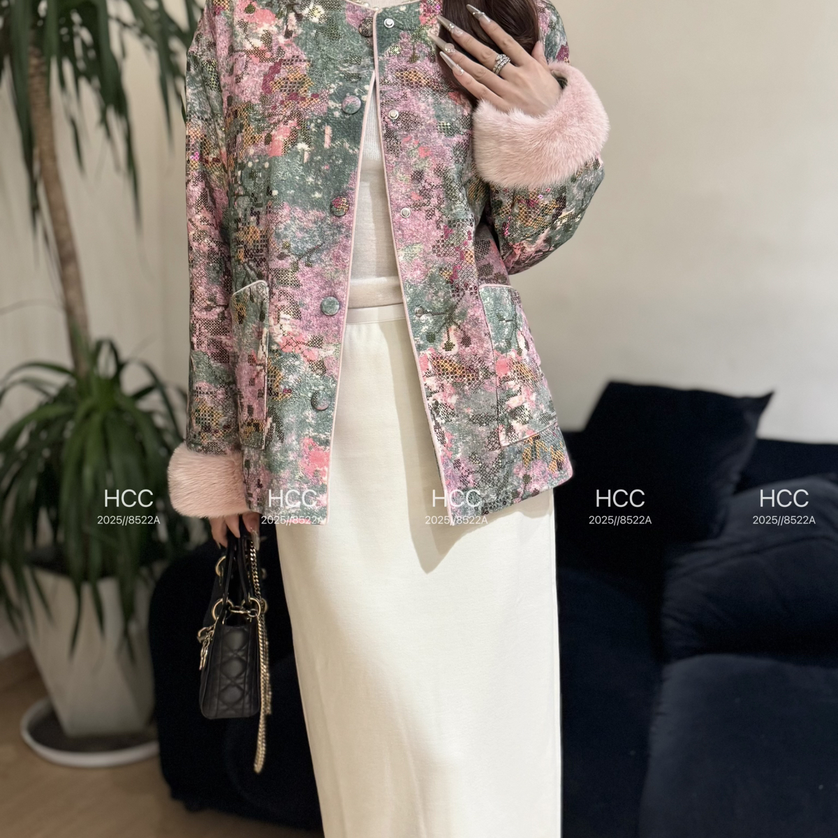 云朵冬上新新中式圆领宽松保暖羽绒服外套配袖毛168-139