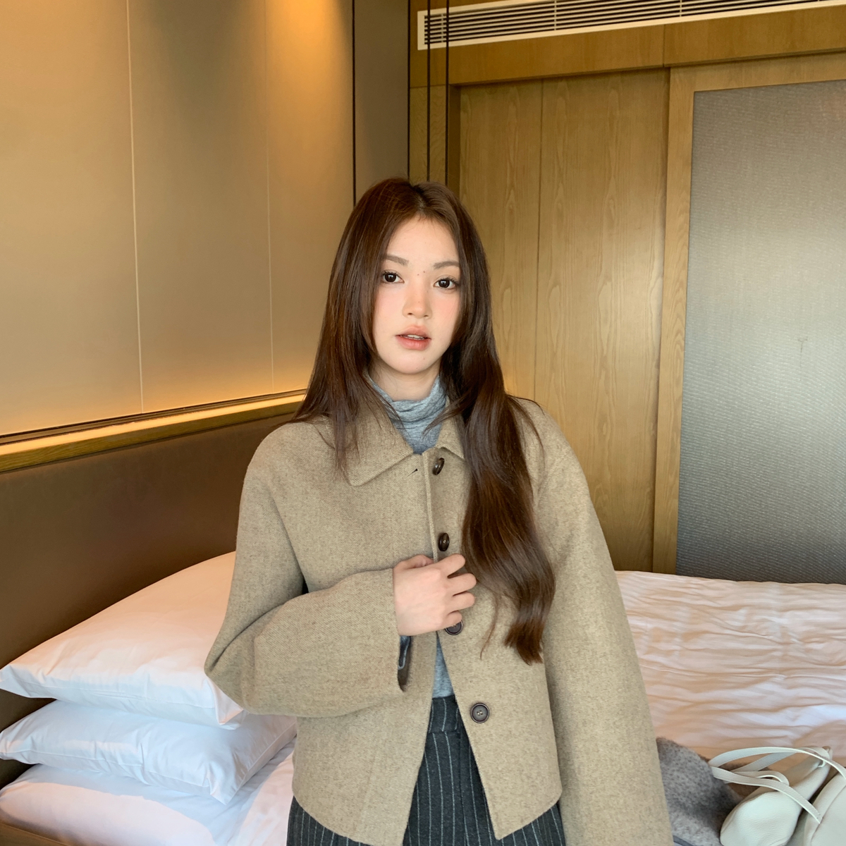 云朵家韩系简约翻领羊毛外套（含100绵羊毛）S1C049A