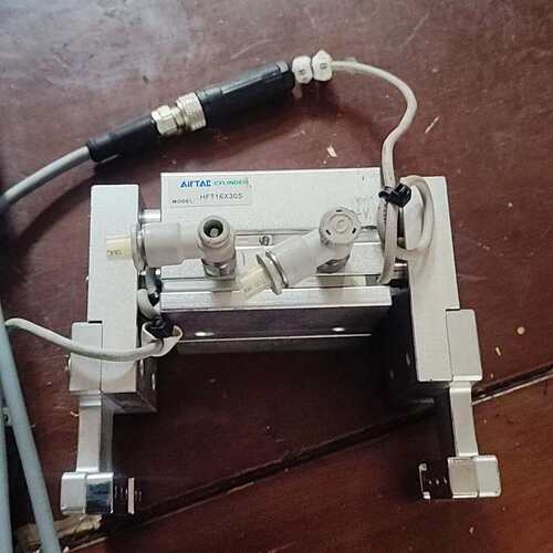 {议价}AirTac/亚德客气缸 HFT16X30S阔型夹子气带光电