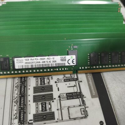 {议价}SK海力士HMA82GR7CJR4N-WM 16G 1RX4