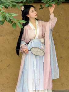 宋制汉服飞机袖超仙齐腰襦裙飘逸风日常2024夏新款显瘦套装租赁