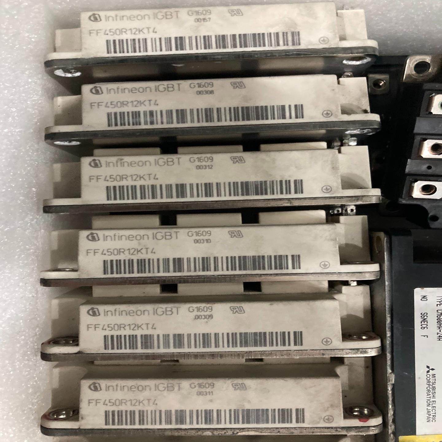 （设备配件）FF450R12KT4 实物图拆机包好