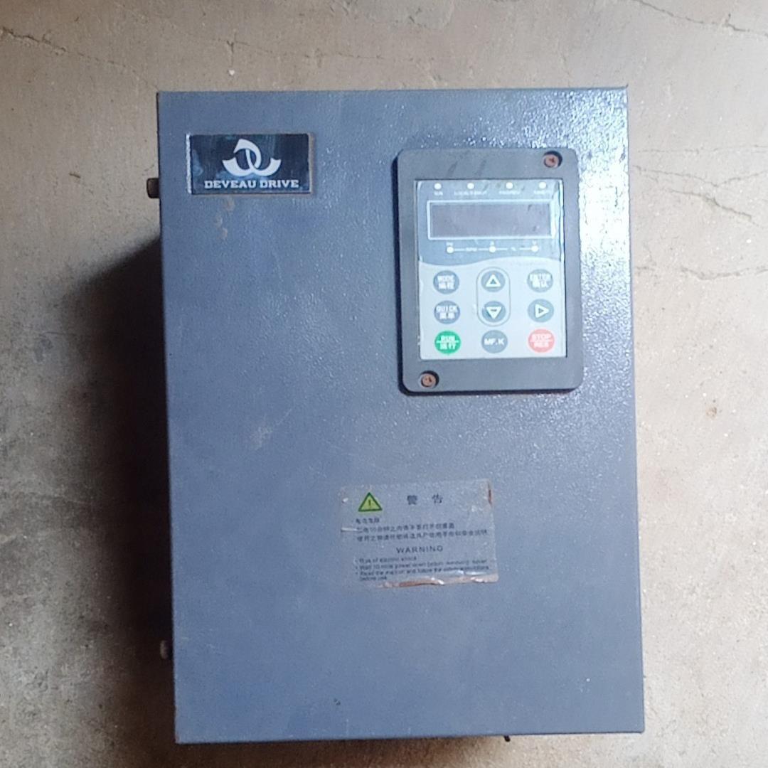 [德峰]德沃变频器VT80-G15T4B工厂设备更换机器拆机成色如图