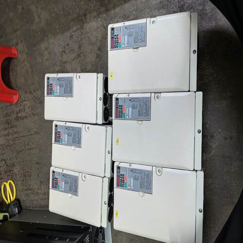 安川V1000变频器7.5/11KW，11/15KW拆机成色