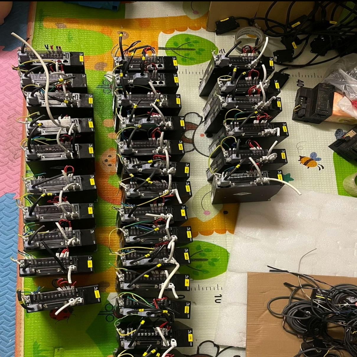 （设备配件）汇川伺服驱动IS620NS1R6I 200W 成色漂亮新的很