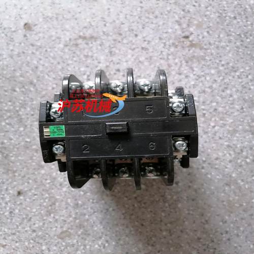 SRC3631-5-2 接触器 富士
