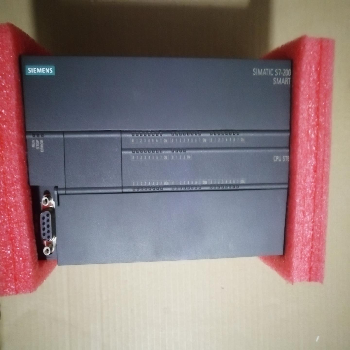 （设备配件）西门子PLC  ST60 2台 做设备剩余料很新很好。288